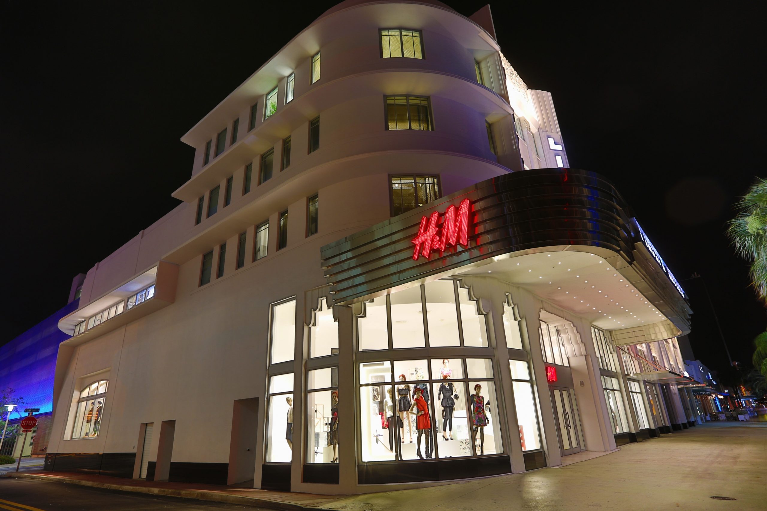Storefront of an H&M clothing store
